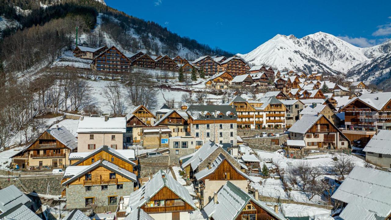 Madame Vacances Hotel Les Cimes Vaujany Kültér fotó